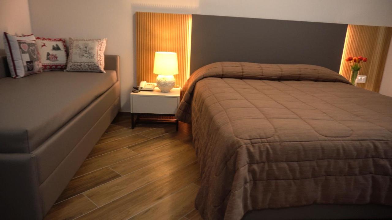 רוקרזו Hotel Belvedere מראה חיצוני תמונה