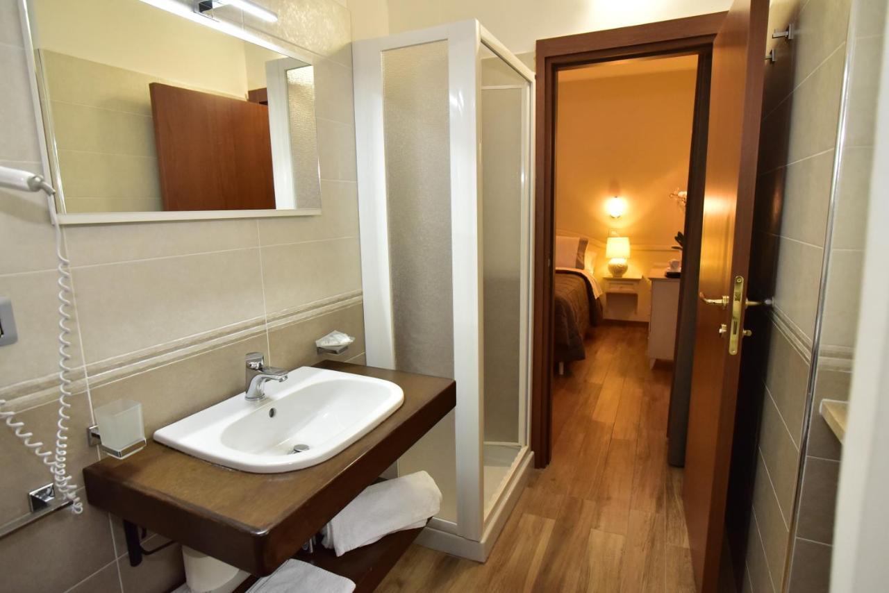 רוקרזו Hotel Belvedere מראה חיצוני תמונה